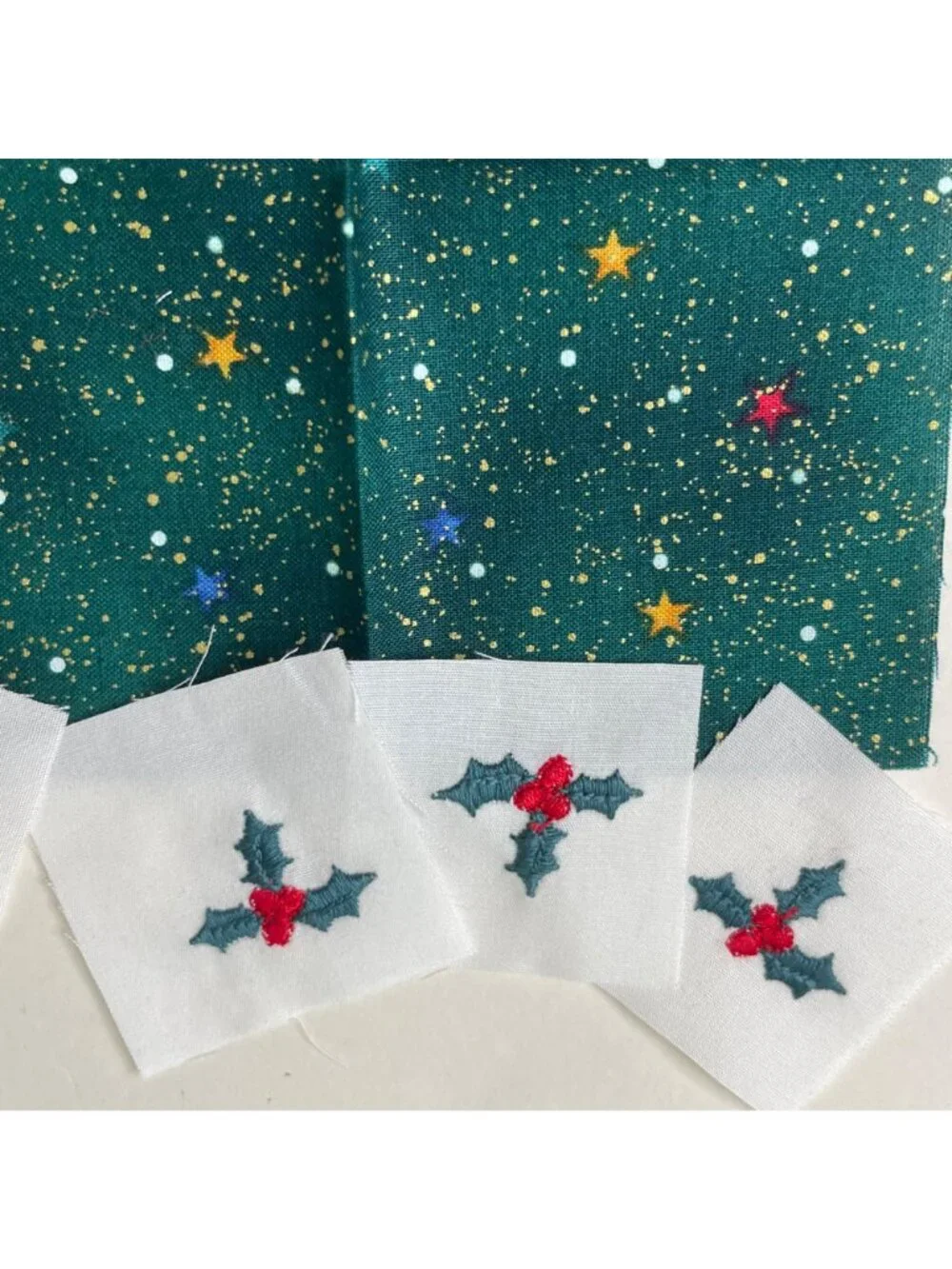 Vintage Embroidery Holly Quilt Kit by Sylvia Hansen Holiday Christmas Craft New